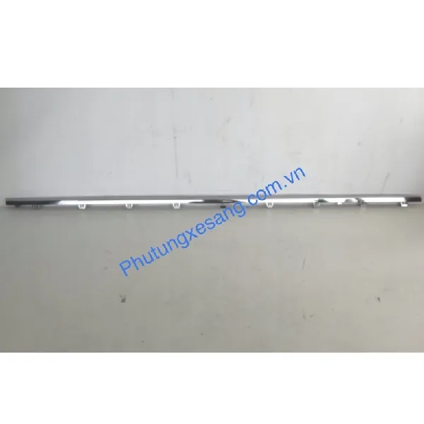 Nẹp crom babule trước phải Mercedes E250 E300-A2136980262